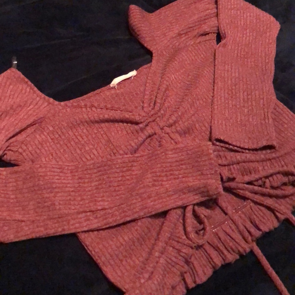 Off the shoulder knit crop top - Picture 2 of 2